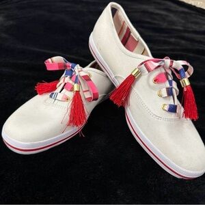 GUC Kate Spade for Keds White Lace Up Low Top Sneakers Size 9 Tassle Laces LooK!